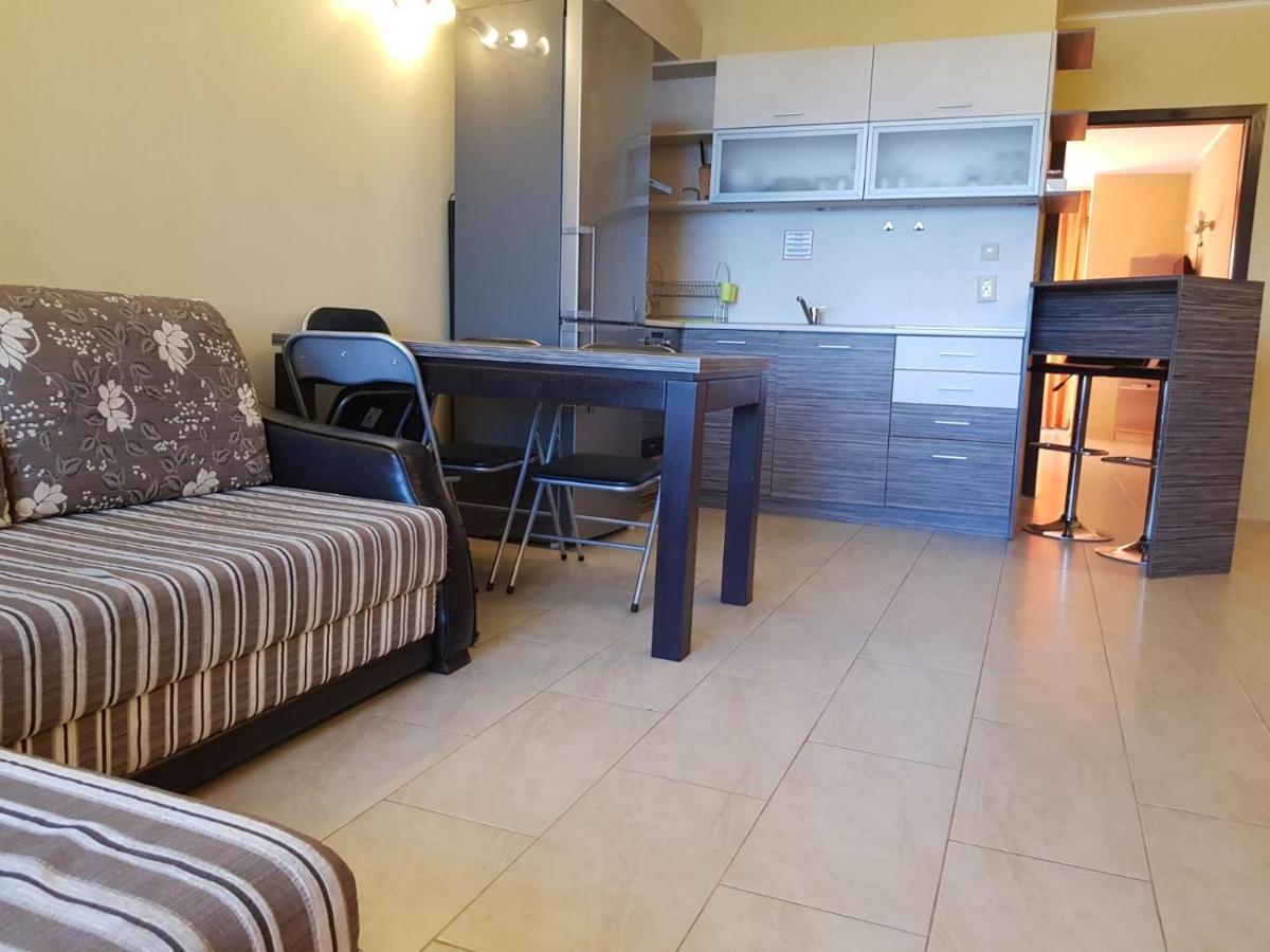 Golden Sands Rentals Apartments Экстерьер фото