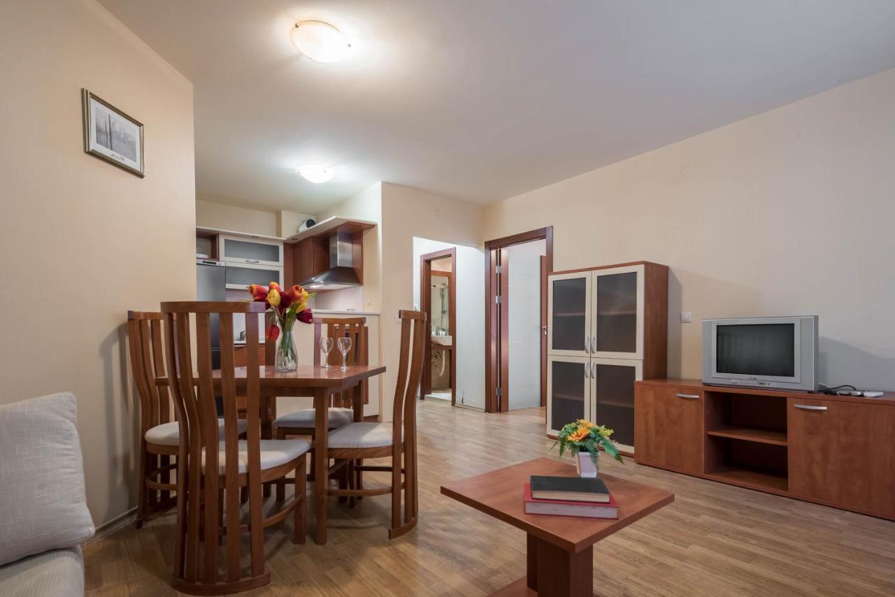 Golden Sands Rentals Apartments Экстерьер фото