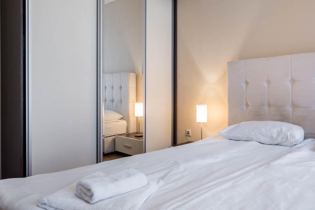 Golden Sands Rentals Apartments Экстерьер фото
