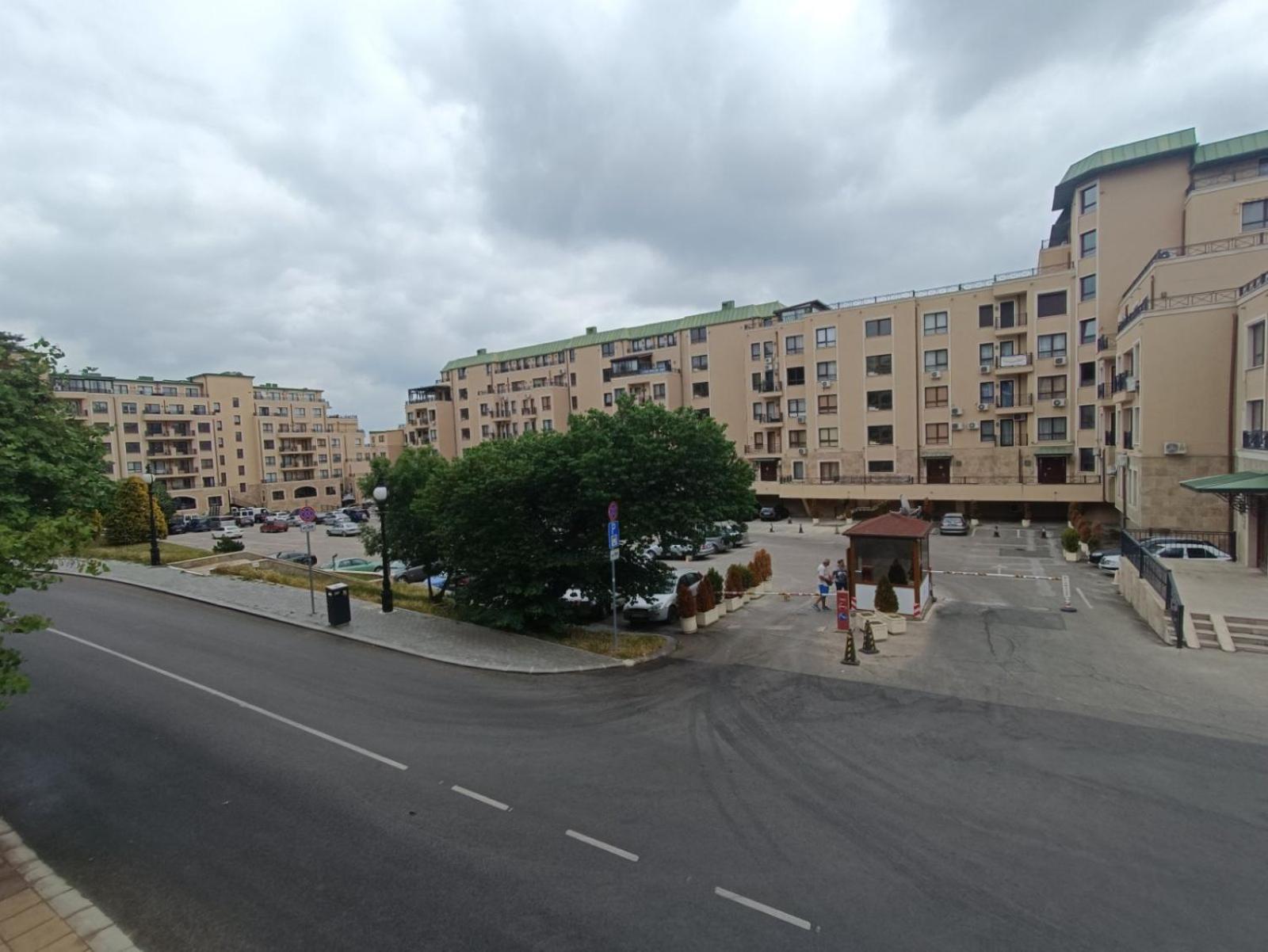 Golden Sands Rentals Apartments Экстерьер фото