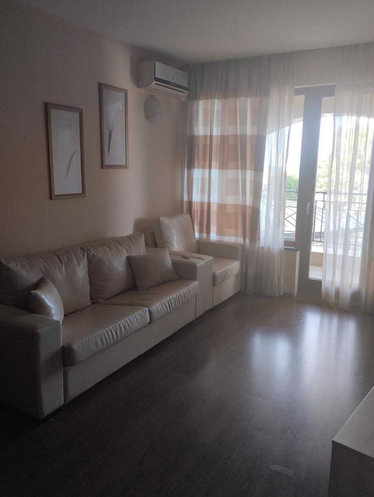 Golden Sands Rentals Apartments Экстерьер фото