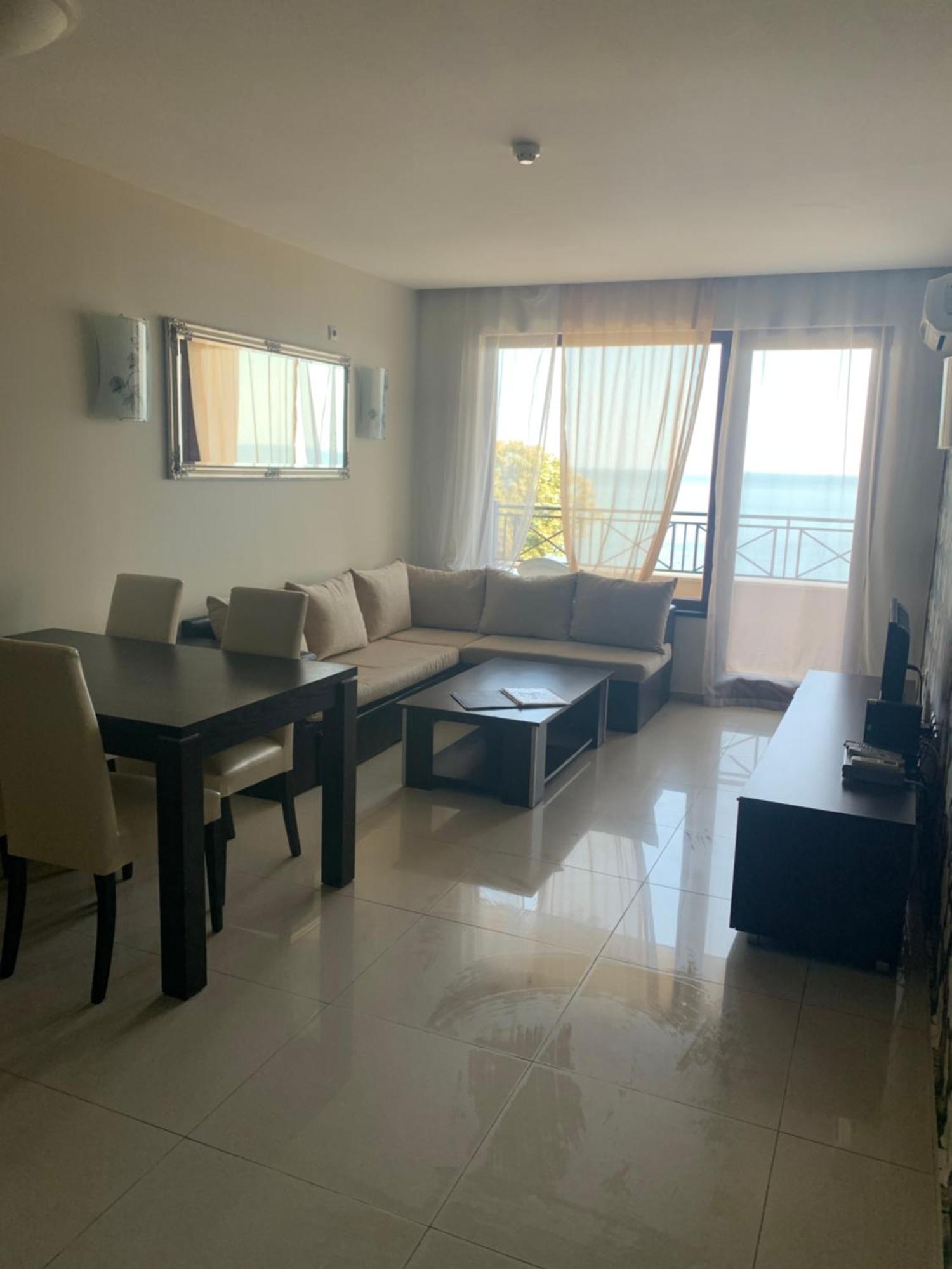 Golden Sands Rentals Apartments Экстерьер фото